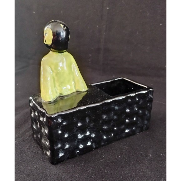 Vintage Mid Century Asian Figurine Boy and Girl Planter Pair - Picture 3 of 10